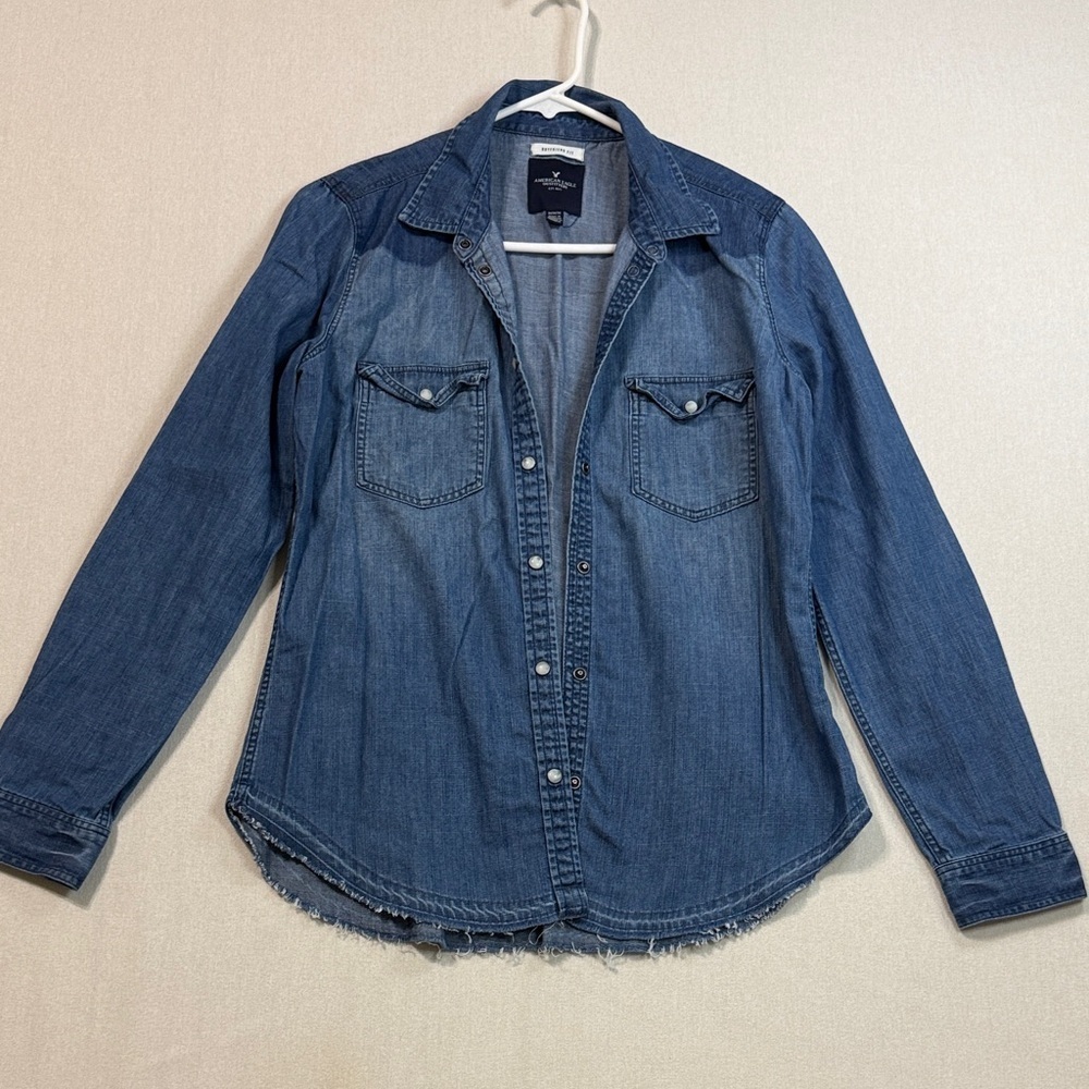 American Eagle Outfitters Light Blue Boyfriend Fit Shirt